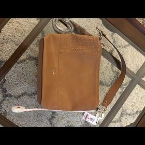 Guess handbag. Camel color.